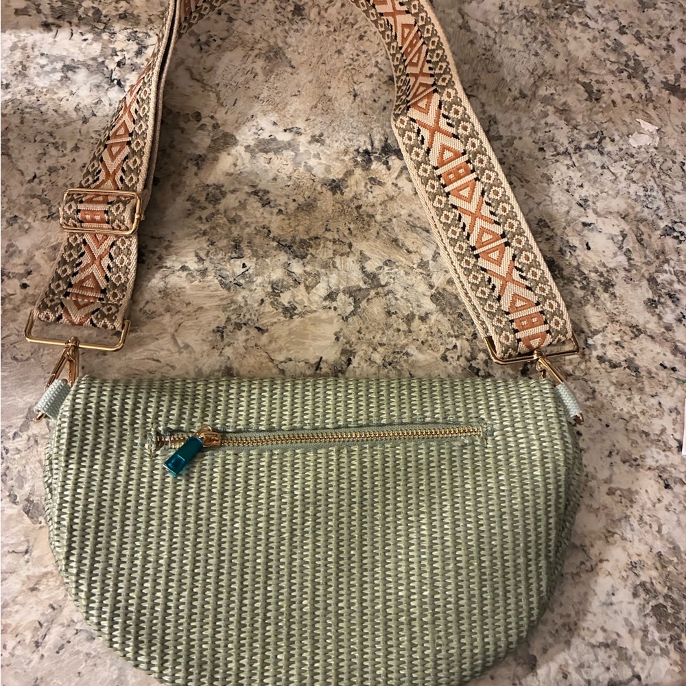 Ellison and‎ Young Chic Woven Crossbody Bag with Patterned Strap
